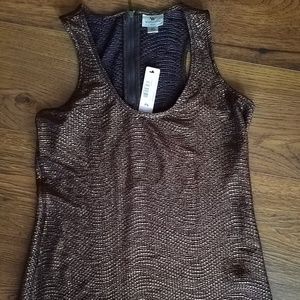 Ladies cooper colored tank